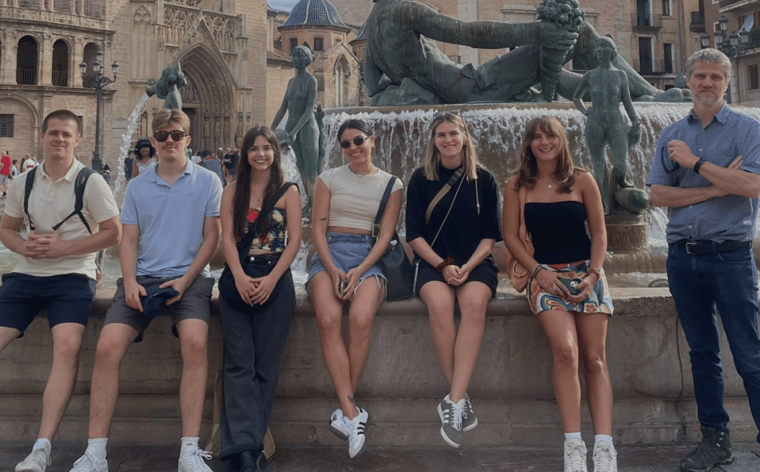 Medical Program for Pre-Med Students in Spain | Projects Abroad